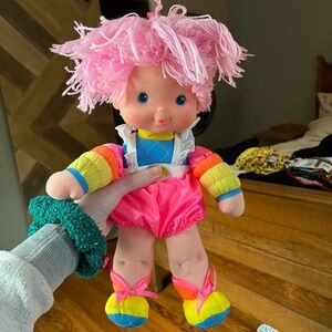 Vintage 1983 hallmark rainbow bride doll